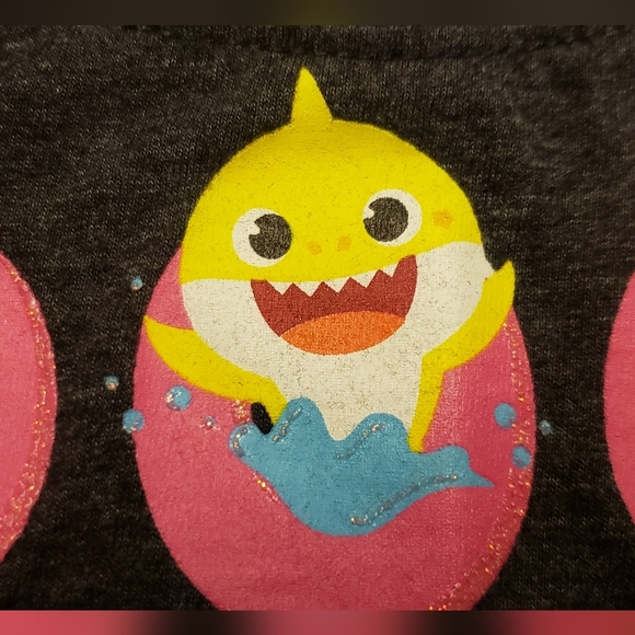 Pinkfong Baby Shark Graphic Tee - Heather Grey Size 18 Month - Picture 3 of 5